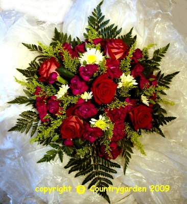 Red Rose posy RP31