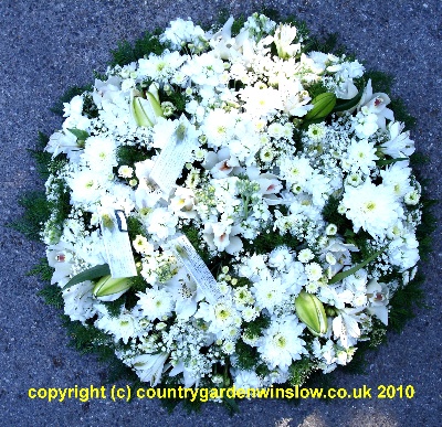 White Posy Pad. R P 38