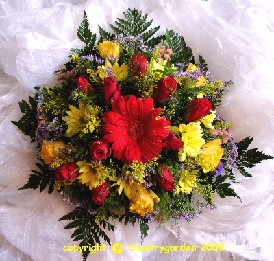 Red Rose & Gerbera Posy